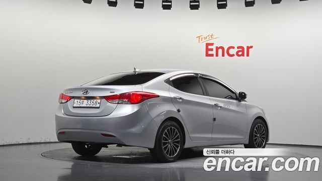 Hyundai AVANTE 2013 — photo 2