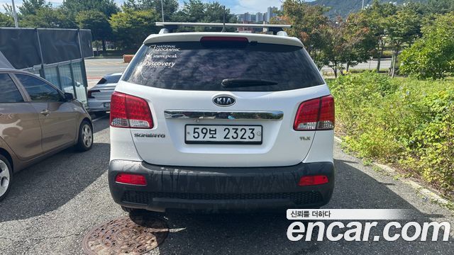Kia Sorento 2012 — photo 3