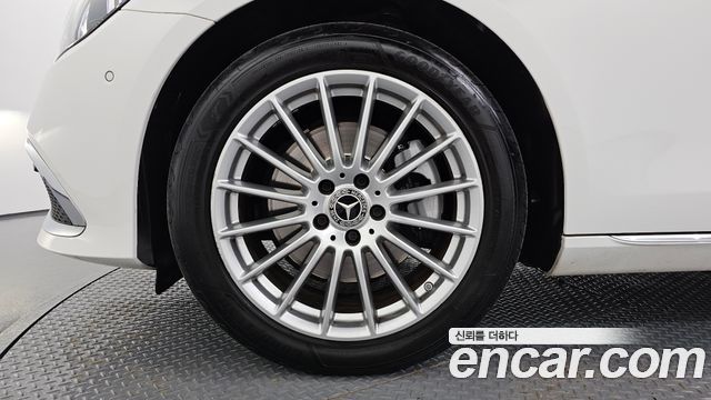 Mercedes-Benz E-Class 2021 — photo 5