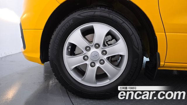 Hyundai Starex 2019 — photo 5