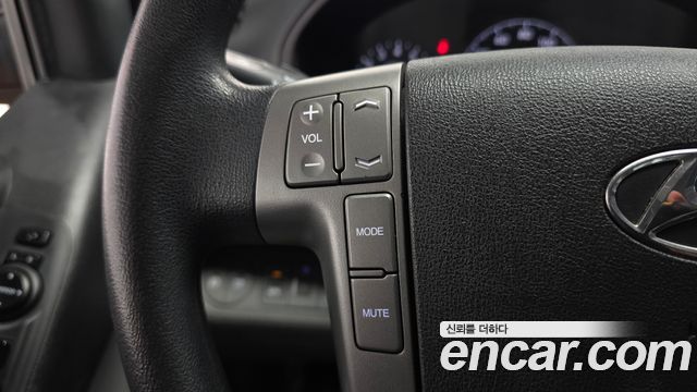 Hyundai Starex 2019 — photo 22