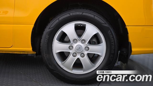 Hyundai Starex 2019 — photo 7