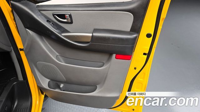 Hyundai Starex 2019 — photo 15