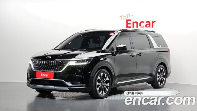 Kia Canival 2021 — photo 1