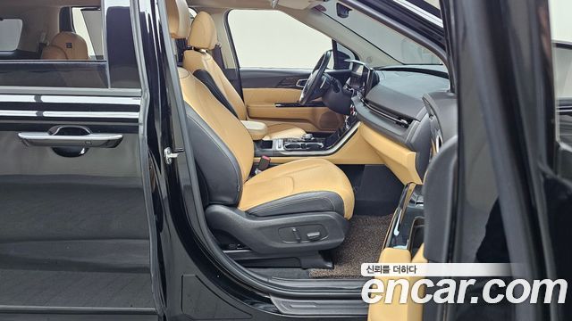 Kia Canival 2021 — photo 11