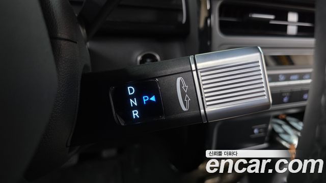 Hyundai Staria 2027 — photo 12
