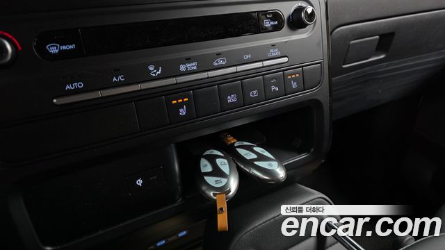 Hyundai Staria 2027 — photo 23