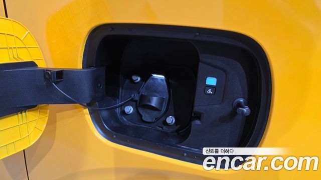 Hyundai Staria 2027 — photo 32