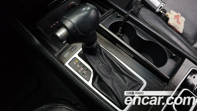 Kia K7 2012 — photo 12