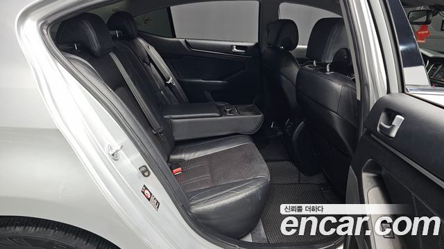 Kia K7 2012 — photo 17