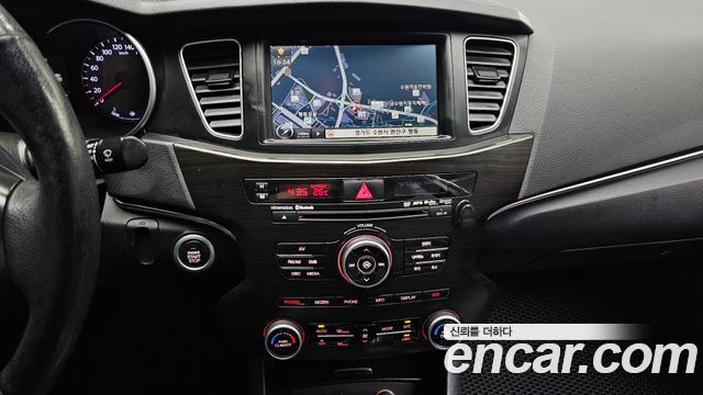 Kia K7 2012 — photo 19