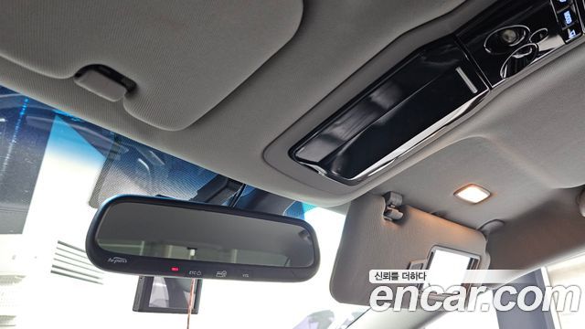 Kia K7 2012 — photo 25