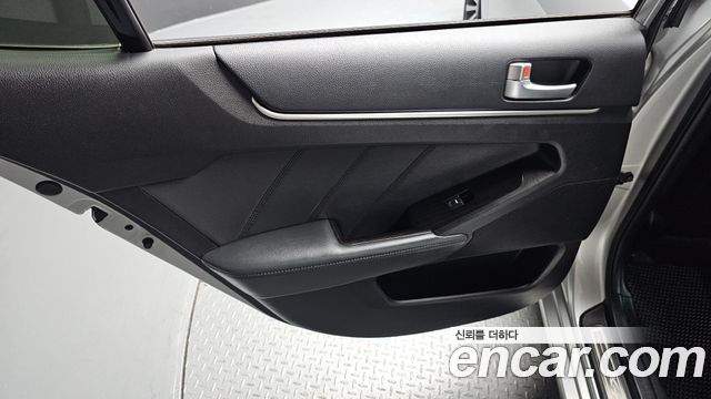 Kia K7 2012 — photo 15