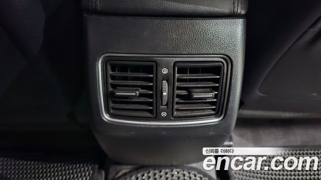 Kia K7 2012 — photo 31
