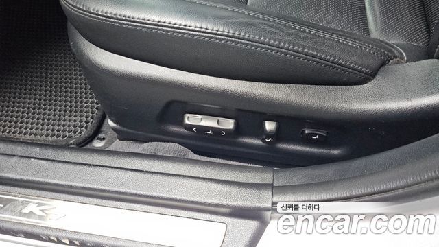 Kia K7 2012 — photo 32