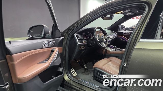 BMW X6 2022 — photo 9