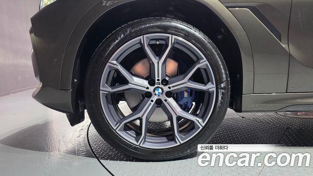 BMW X6 2022 — photo 18