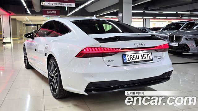 Audi A7 2024 — photo 8