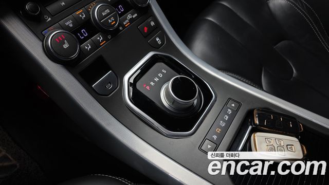 Land Rover Range Rover Evoque 2014 — photo 9
