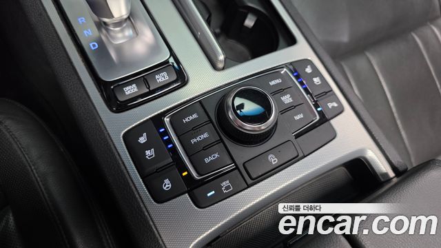 Genesis G80 2017 — photo 29