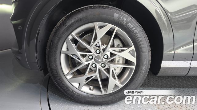 Genesis GV70 2023 — photo 5