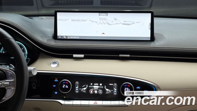 Genesis GV70 2023 — photo 14