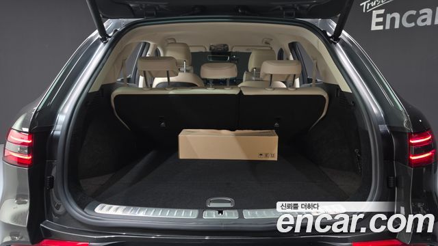 Genesis GV70 2023 — photo 20