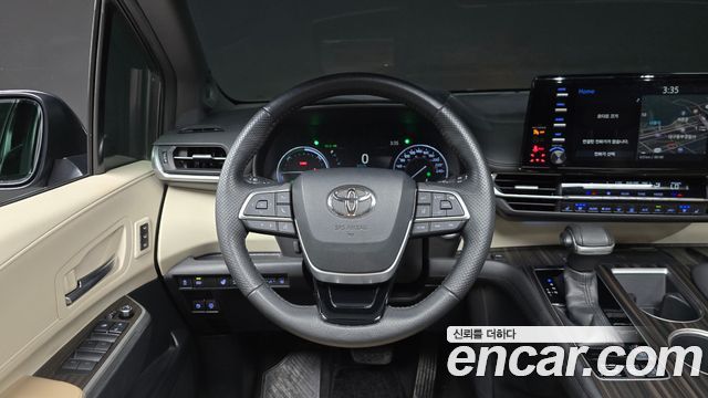 Toyota Sienna 2021 — photo 18