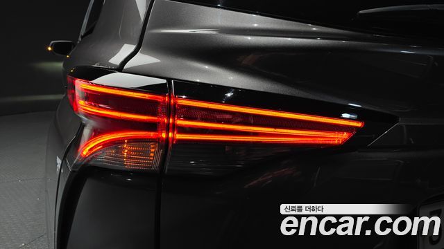 Toyota Sienna 2021 — photo 9