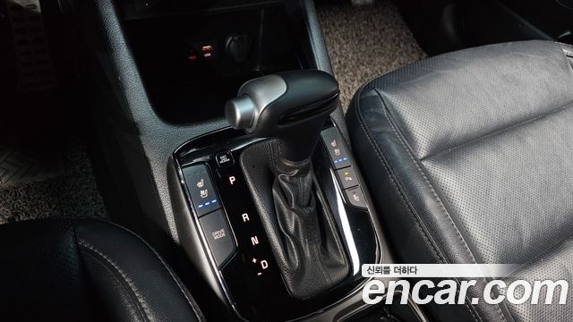 Kia K3 2017 — photo 9