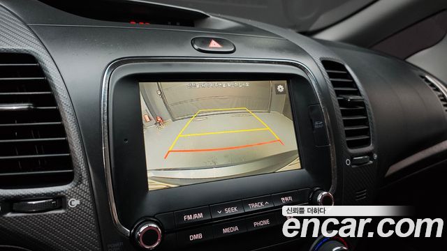 Kia K3 2017 — photo 15