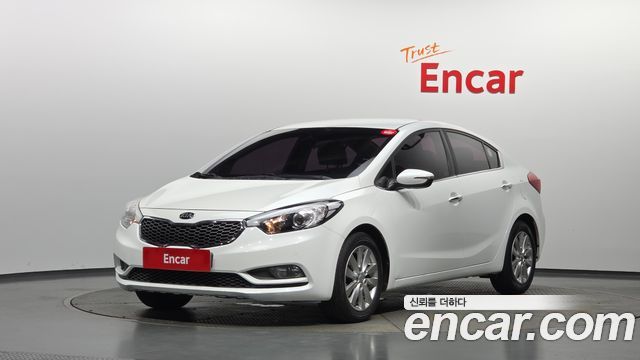 Kia K3 2015 — photo 1