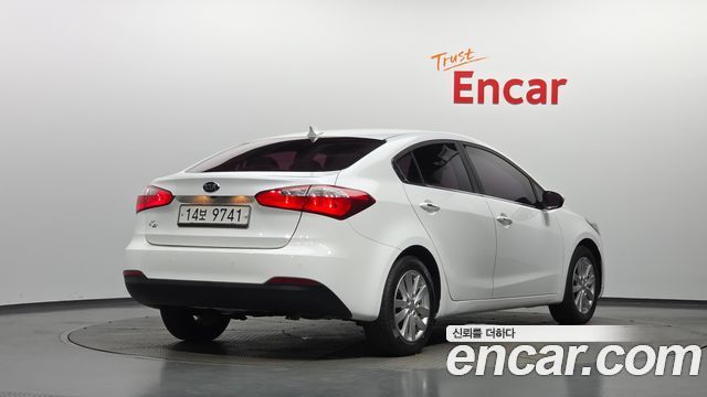 Kia K3 2015 — photo 2