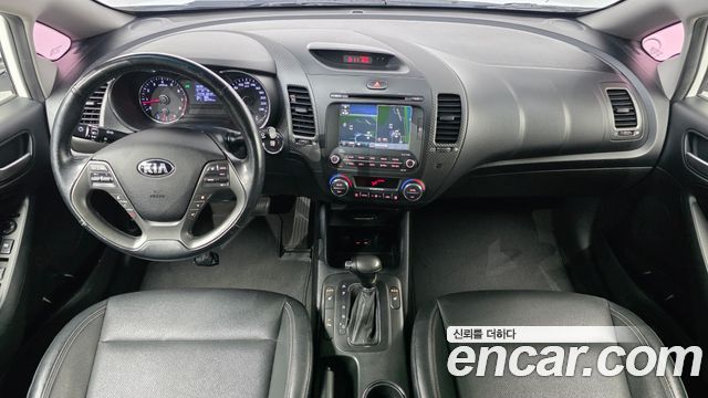 Kia K3 2015 — photo 7
