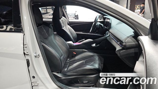 Hyundai AVANTE 2022 — photo 18