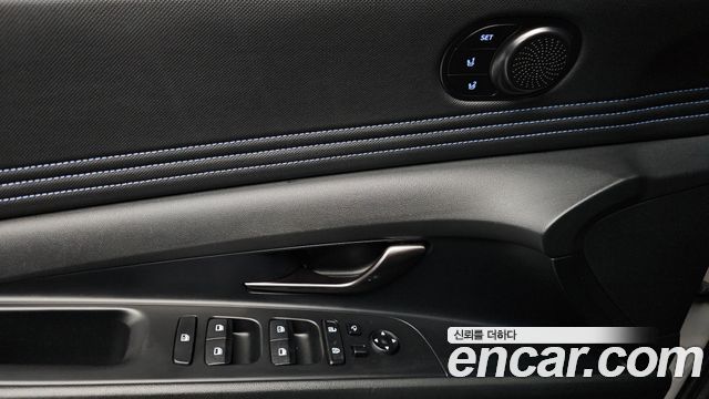 Hyundai AVANTE 2022 — photo 28