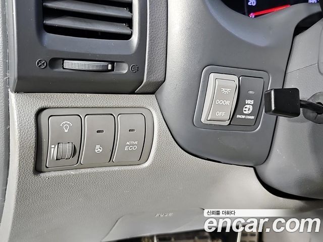 Kia Canival 2013 — photo 13