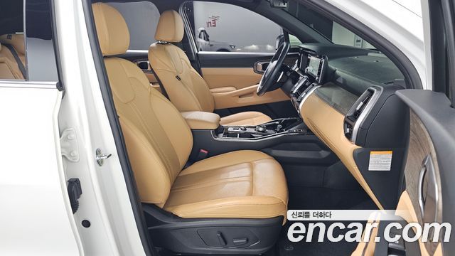 Kia Sorento 2022 — photo 11