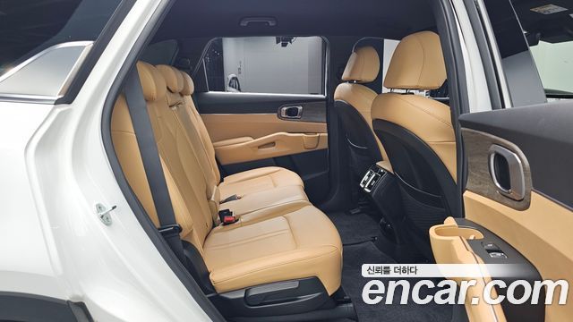 Kia Sorento 2022 — photo 12
