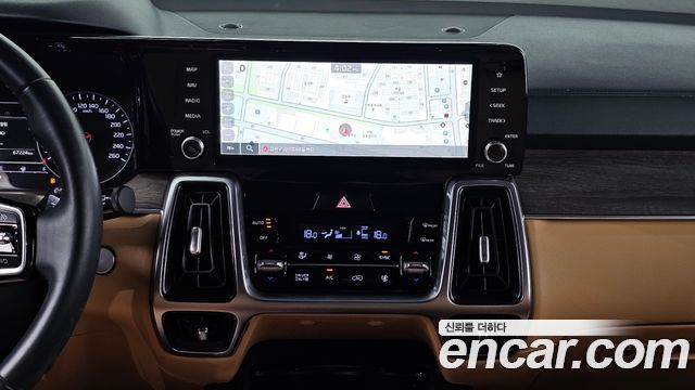 Kia Sorento 2022 — photo 16