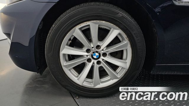 BMW 5-Series 2013 — photo 5