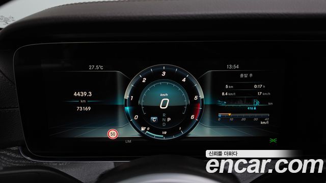 Mercedes-Benz CLS-Class 2019 — photo 11