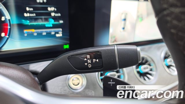 Mercedes-Benz CLS-Class 2019 — photo 12