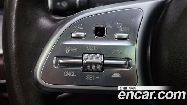 Mercedes-Benz CLS-Class 2019 — photo 23