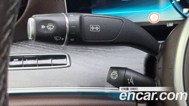 Mercedes-Benz CLS-Class 2019 — photo 25