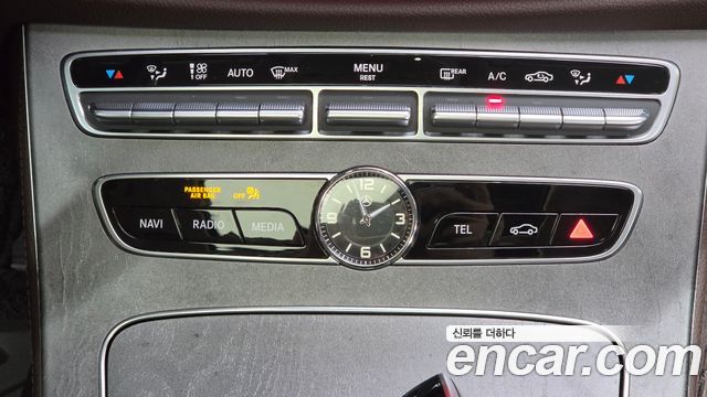 Mercedes-Benz CLS-Class 2019 — photo 31