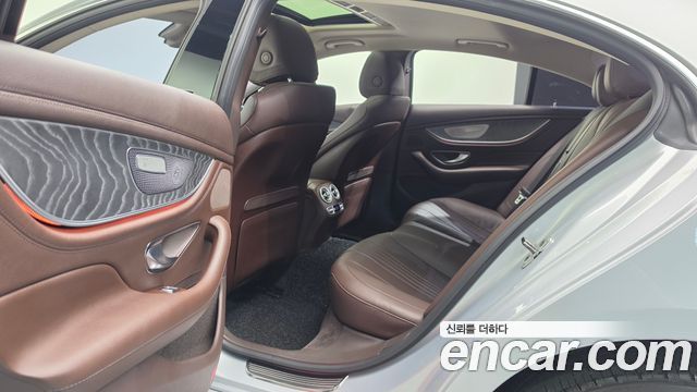 Mercedes-Benz CLS-Class 2019 — photo 33