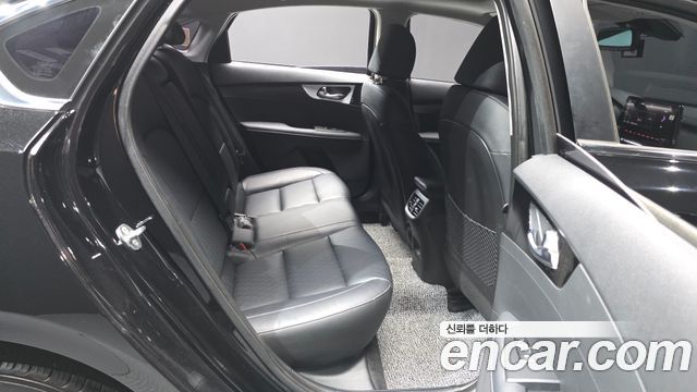 Kia K3 2022 — photo 12