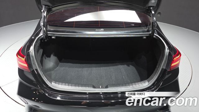 Kia K3 2022 — photo 20