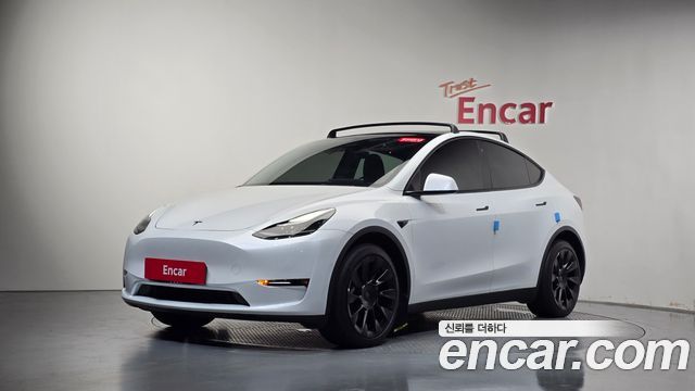 Tesla Model Y 2022 — photo 35